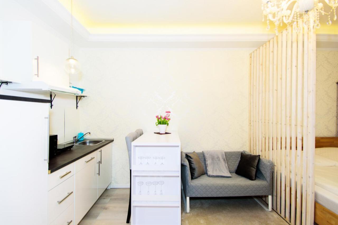 Noble Ferienwohnung In Metzingen-Zentrum Metzingen  Ngoại thất bức ảnh